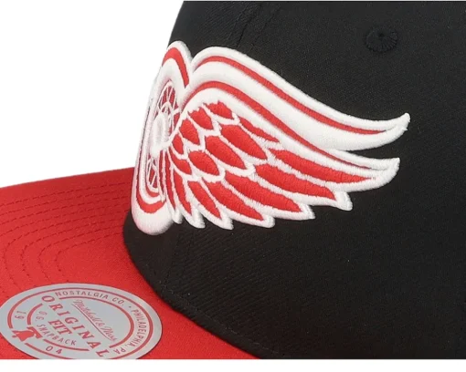 Detroit Red Wings Team 2 Tone 2.0 Black/Red Snapback - Mitchell & Ness