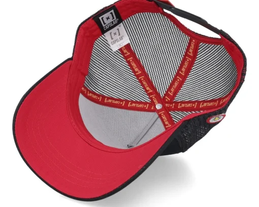 Fantastic Beasts Griffin Black/Red Trucker - Capslab
