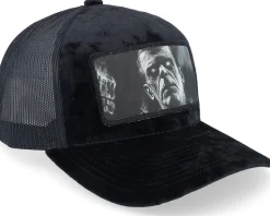 Frank Velvet Black/Black A-frame Trucker - Scenes