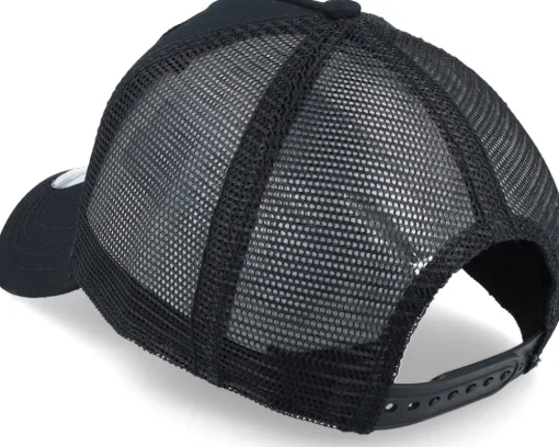Geometry Bear Patch Black Trucker - Iconic