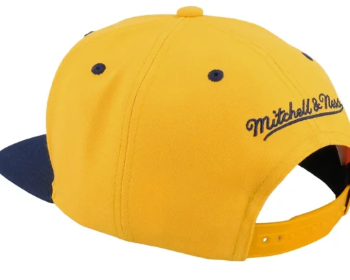 Golden State Warriors Breakthrough Yellow Snapback - Mitchell & Ness