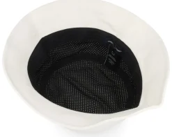 Graphic B Twill Snow White Bucket - Fred Perry