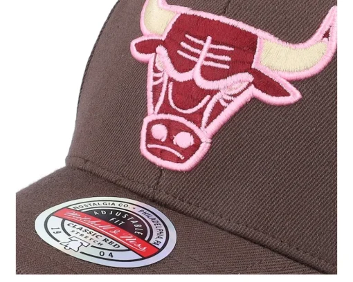 Hatstore Exclusive x Chicago Bulls Sugar Bacon Adjustable - Mitchell & Ness