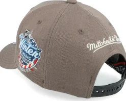 Hatstore Exclusive x Chicago Blackhawks Cedar Retouch Brown Adjustable - Mitchell & Ness