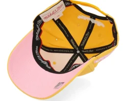 Hatstore Exclusive x Chicago Bulls Pink Lemon Yellow/Pink Adjustable - Mitchell & Ness