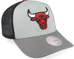 Hatstore Exclusive x Chicago Bulls Iron/Black Grey Trucker - Mitchell & Ness