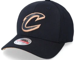 Hatstore Exclusive x Cleveland Cavaliers Leather Logo Black Adjustable - Mitchell & Ness