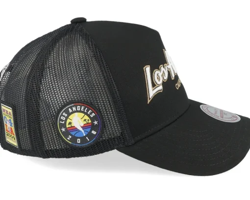 Hatstore Exclusive x Los Angeles Lakers Los Angeles Script & Patches Black Trucker - Mitchell & Ness