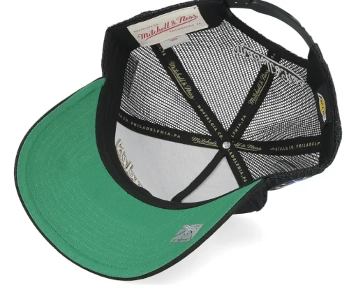 Hatstore Exclusive x Los Angeles Lakers Los Angeles Script & Patches Black Trucker - Mitchell & Ness