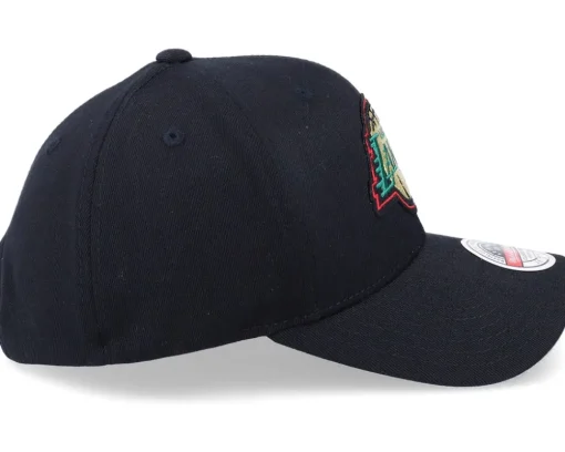 Hatstore Exclusive x Los Angeles Lakers Luxe Black Adjustable - Mitchell & Ness