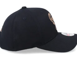Hatstore Exclusive x Milwaukee Bucks Leather Logo Black Adjustable - Mitchell & Ness