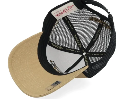 Hatstore Exclusive x Montreal Canadiens Archaeo Tan/Black Trucker - Mitchell & Ness