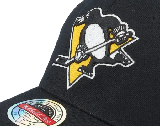 Hatstore Exclusive x Pittsburgh Penguins Premiere Black/Yellow Adjustable - Mitchell & Ness