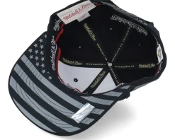 Hatstore Exclusive x Pittsburgh Penguins Black Flag Black Adjustable - Mitchell & Ness