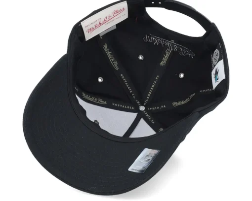Hatstore Exclusive x San Jose Sharks Engraved Black Adjustable - Mitchell & Ness