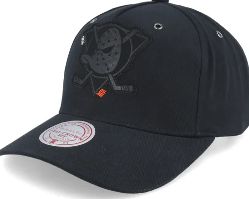 Hatstore Exclusive x San Jose Sharks Engraved Black Adjustable - Mitchell & Ness