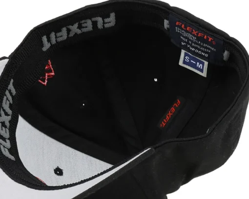 Heart Black/Red Flexfit - Iconic