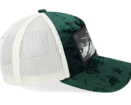 Ice Hockey Player Patch Velvet Green/Ivory A-Frame Trucker - Calza Pennello