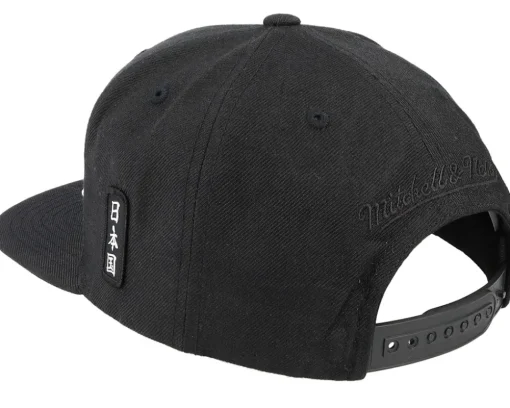 Japanese Pagoda Black Snapback - Yapan