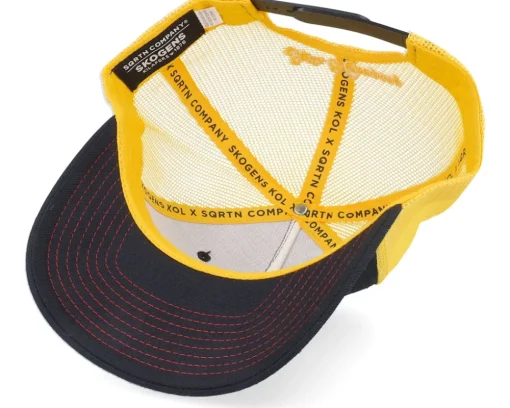 Korv Hooked Keps Kolsvart A-Frame Trucker - SQRTN