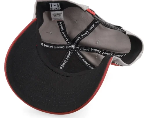 Looney Tunes Bugs Bunny Beige/Red/Grey Adjustable - Capslab