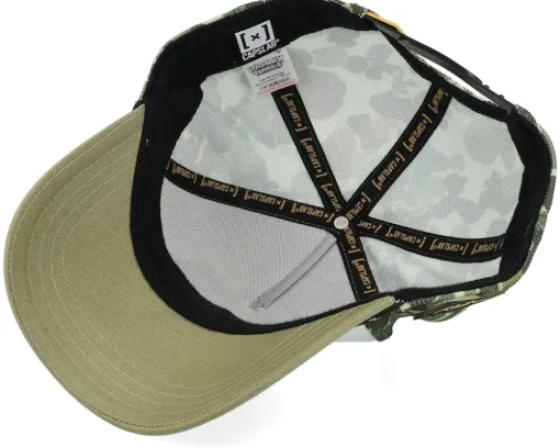 Looney Tunes Daffy Duck Camouflage/White/Green A-Frame trucker - Capslab