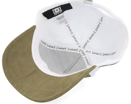 Looney Tunes Daffy Duck White/Dark Green Premium A-Frame Trucker - Capslab