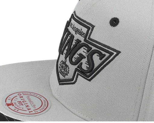 Los Angeles Kings Rising Tide Vintage Grey Snapback - Mitchell & Ness