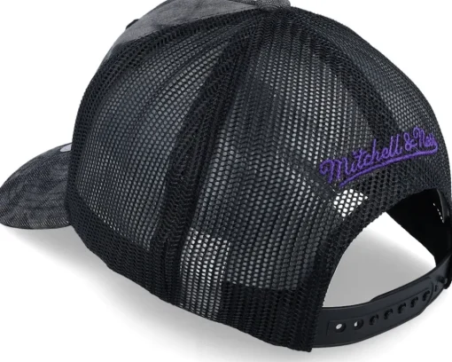 Los Angeles Lakers Burnt Ends Black Trucker - Mitchell & Ness
