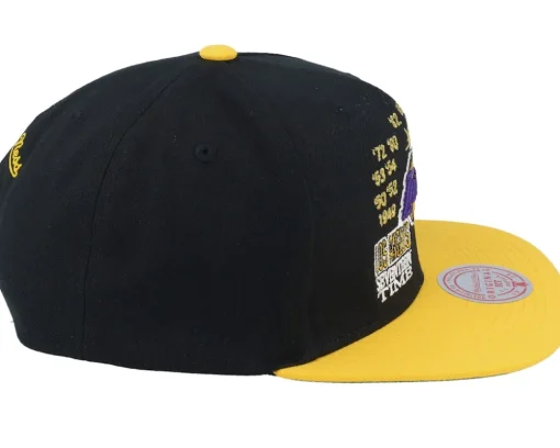 Los Angeles Lakers Champ Is Here Black/Yellow Snapback - Mitchell & Ness