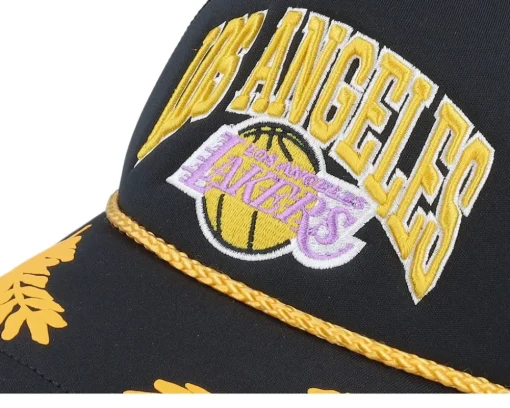 Los Angeles Lakers Gold Leaf Hwc Black Trucker - Mitchell & Ness