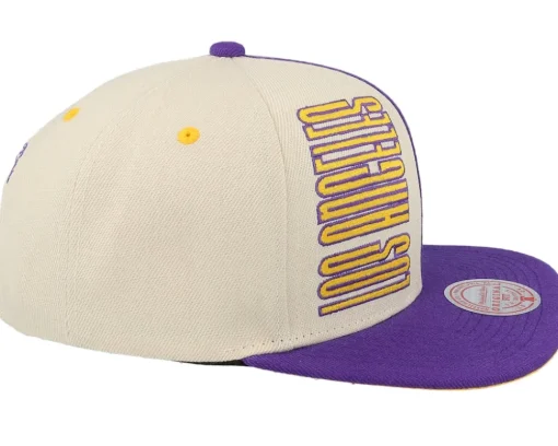 Los Angeles Lakers Pop Panel Off White/Purple Snapback - Mitchell & Ness