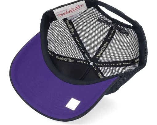Los Angeles Lakers Rock On Black Trucker - Mitchell & Ness