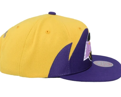 Los Angeles Lakers Sharktooth Yellow/Purple Snapback - Mitchell & Ness