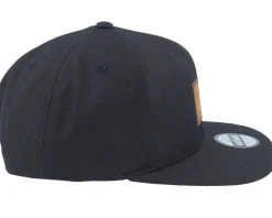Lovers Engraved Patch Black Snapback - Moomin