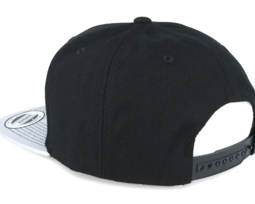 Metallic Visor Black/Silver Snapback - Yupoong