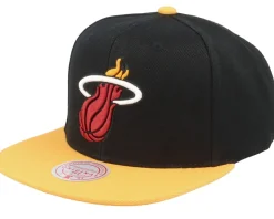 Miami Heat Core Basics Black/Yellow Snapback - Mitchell & Ness