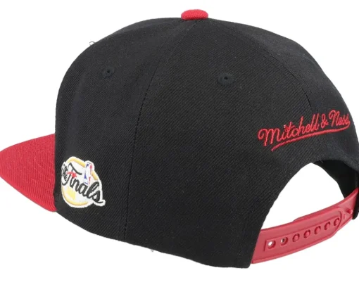 Miami Heat Patched Up Black/Red Snapback - Mitchell & Ness