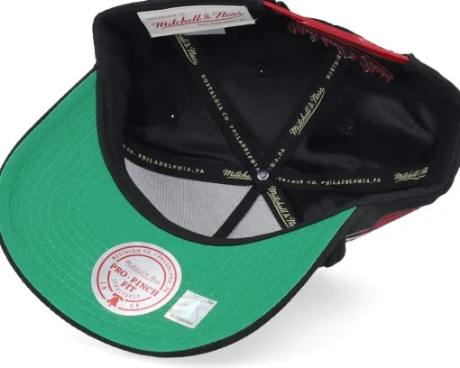 Miami Heat Shady Suede Pro Black A-frame Adjustable - Mitchell & Ness