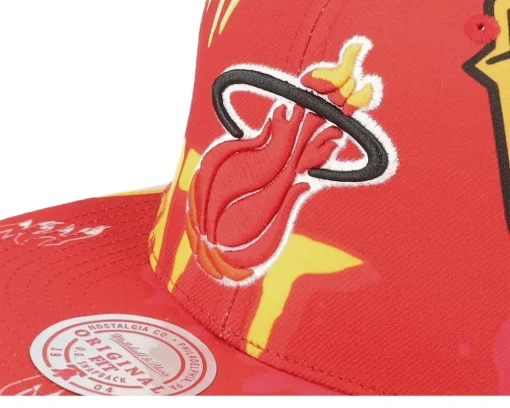 Miami Heat Sticker Pack Red Snapback - Mitchell & Ness
