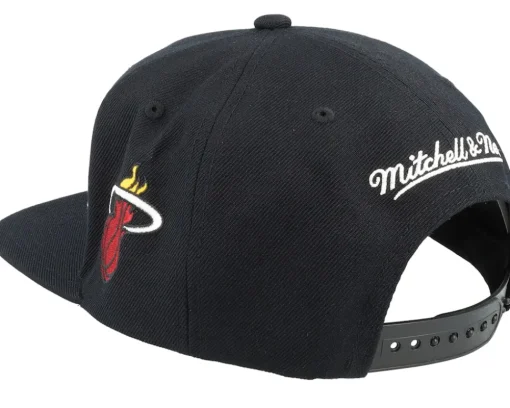 Miami Heat Team Script 2.0 Black Snapback - Mitchell & Ness