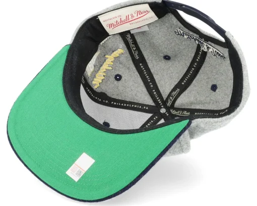 Michigan Wolverines Melton Patch Grey/Navy Snapback - Mitchell & Ness