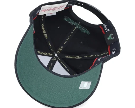Milwaukee Bucks Classic Red Custom Patch Black Adjustable - Mitchell & Ness