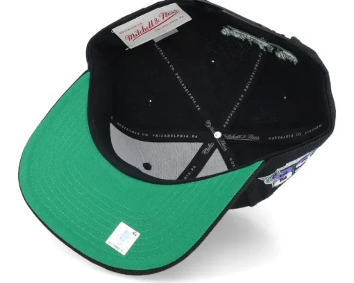 Milwaukee Bucks Side Jam Black Snapback - Mitchell & Ness