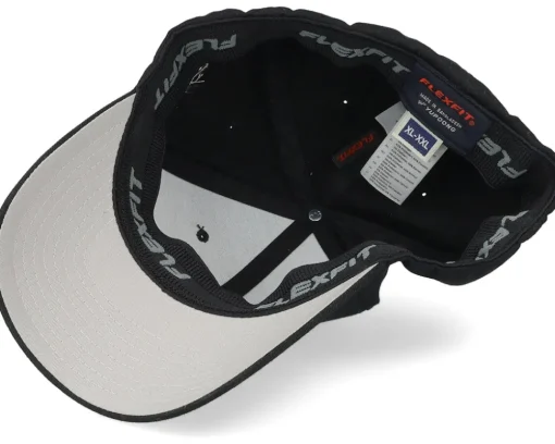 Monogram Black Flexfit - Bearded Man
