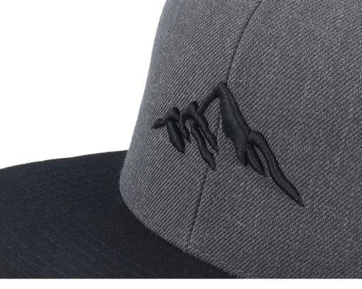 Mountain 3d Black/Charcoal Grey/Black Snapback - Wild Spirit
