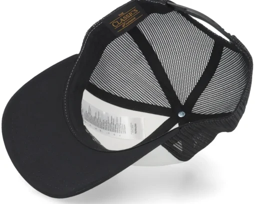 Mountain 3d Black/White/Black Trucker - Wild Spirit