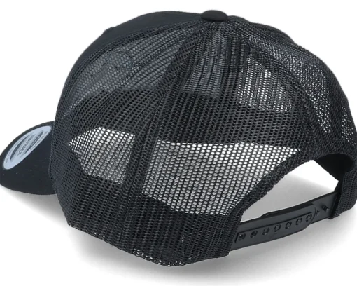 Mountain Windrose Black Trucker - Wild Spirit