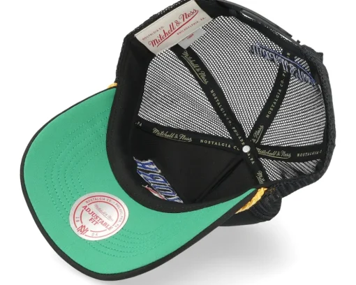 New York Islanders Gold Leaf Black Trucker - Mitchell & Ness