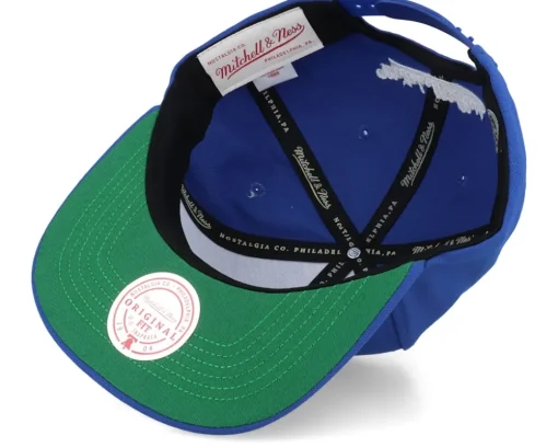 New York Islanders Vintage Hat Trick Blue Snapback - Mitchell & Ness